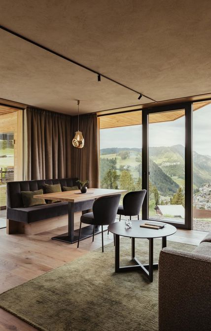 Dolomite Suite mit Balkon