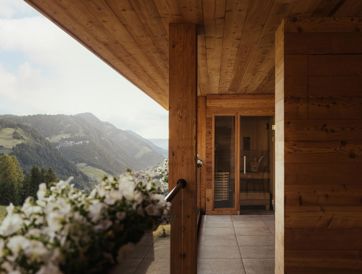Dolomite Suite mit Balkon