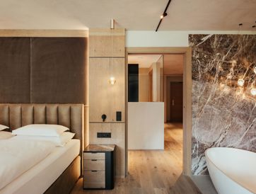 Dolomite Suite mit Balkon
