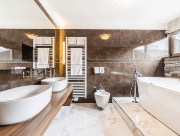 Badezimmer der Suite Deluxe