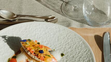 una creazione culinaria a base di pesce